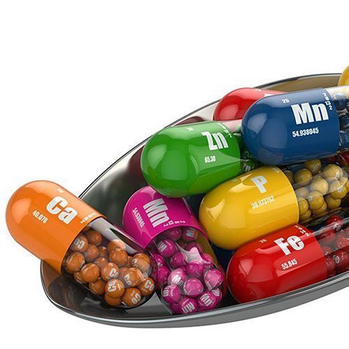 Стилізовані капсули з позначеннями мікроелементів — аналіз складу.